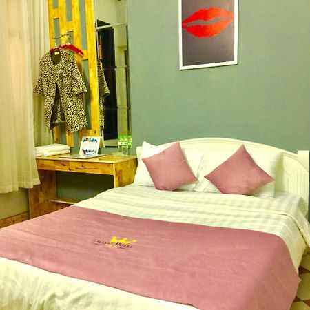 Royal House Hotell Hanoi Exteriör bild