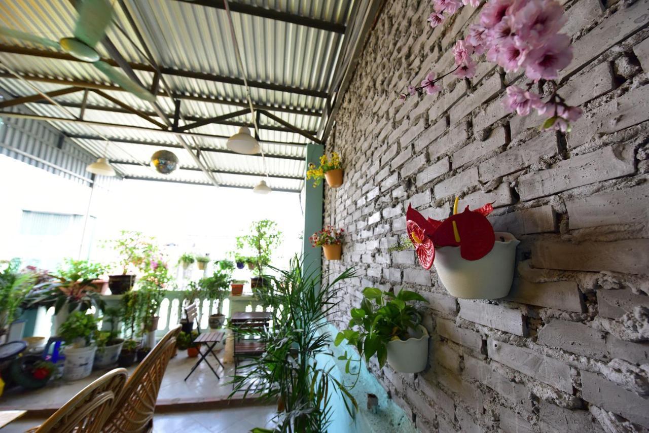 Royal House Hotell Hanoi Exteriör bild